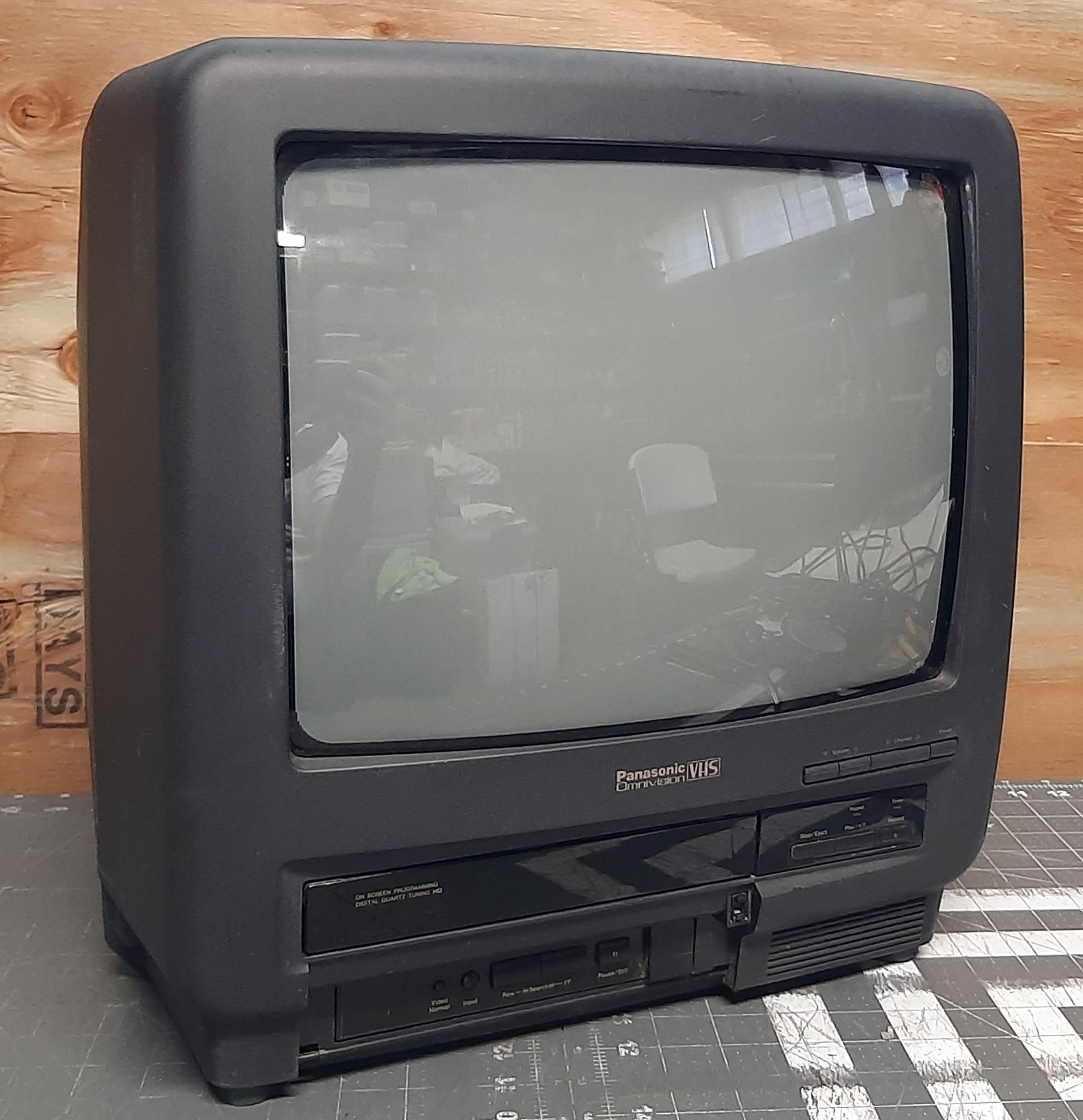 Panasonic テレビ Panasonic PV-M1321 | CRT Database